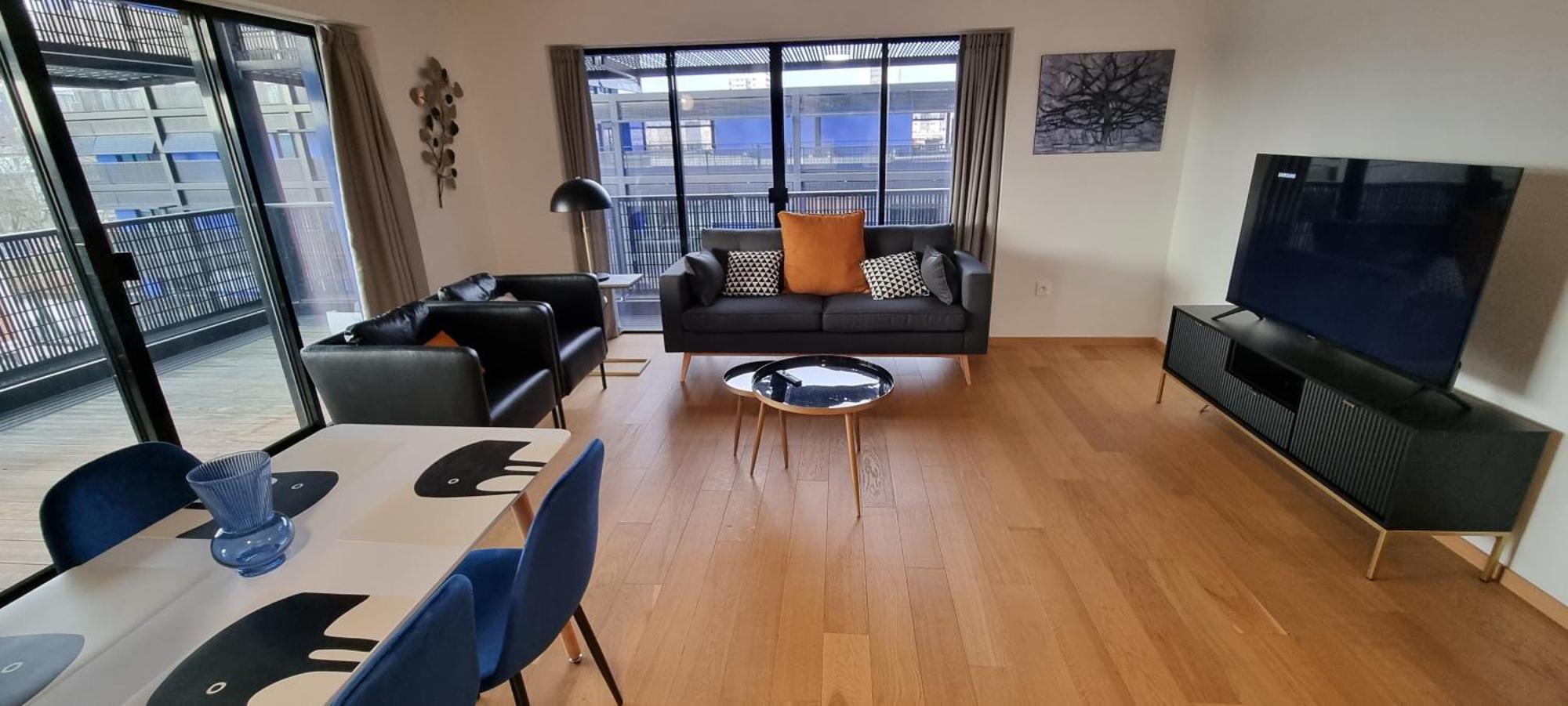 Bel Appartement Contemporain Avec Terrasse Climatisation Et Parking Payant En Option สตราสบูร์ก ภายนอก รูปภาพ